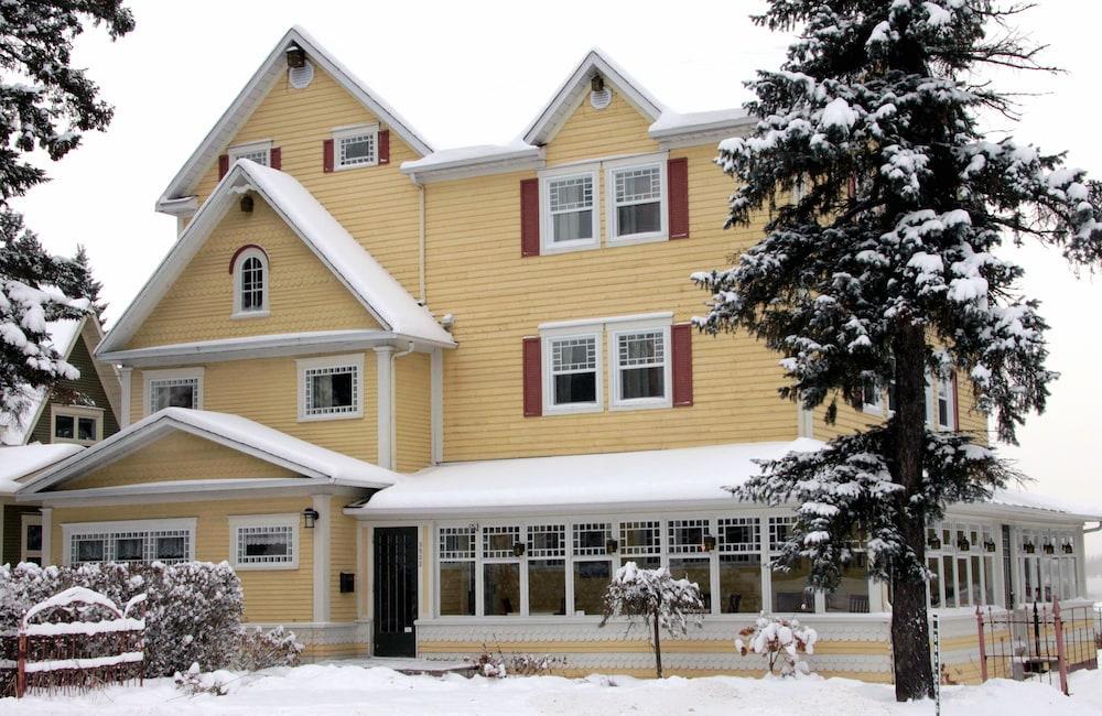 Manoir D'Orsennens Hotell Lac-Mégantic Exteriör bild