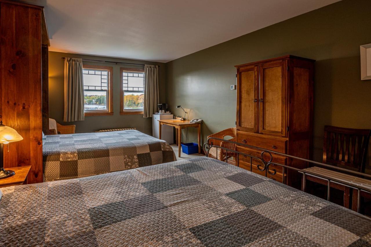Manoir D'Orsennens Hotell Lac-Mégantic Exteriör bild