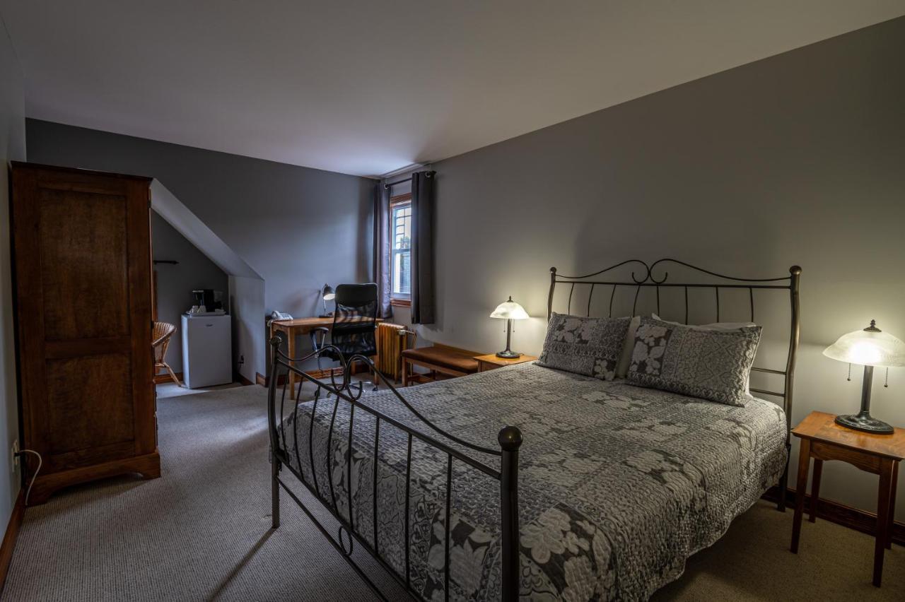 Manoir D'Orsennens Hotell Lac-Mégantic Exteriör bild